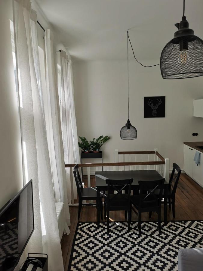 City Center - Niine 10 *